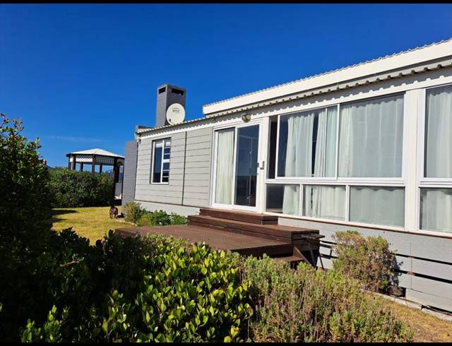 2 BEDROOM HOUSE FOR SALE IN KLEINBAAI
